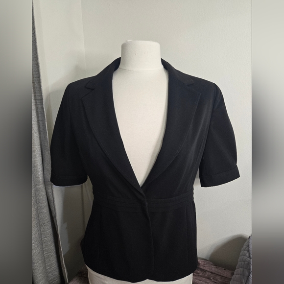 Worthington Jackets & Blazers - Worthington Black Short-Sleeve Tailored Blazer